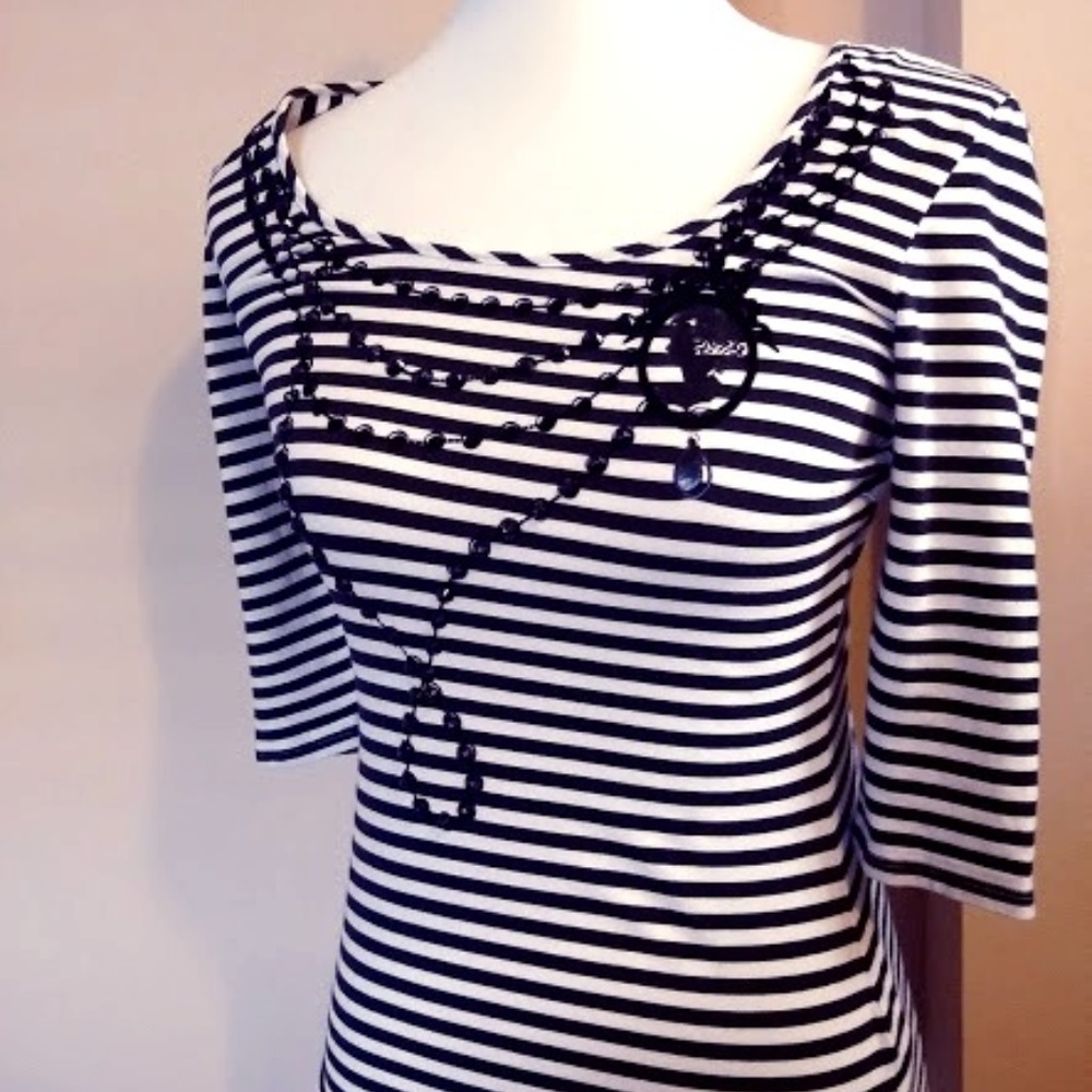 White House Black Market Top